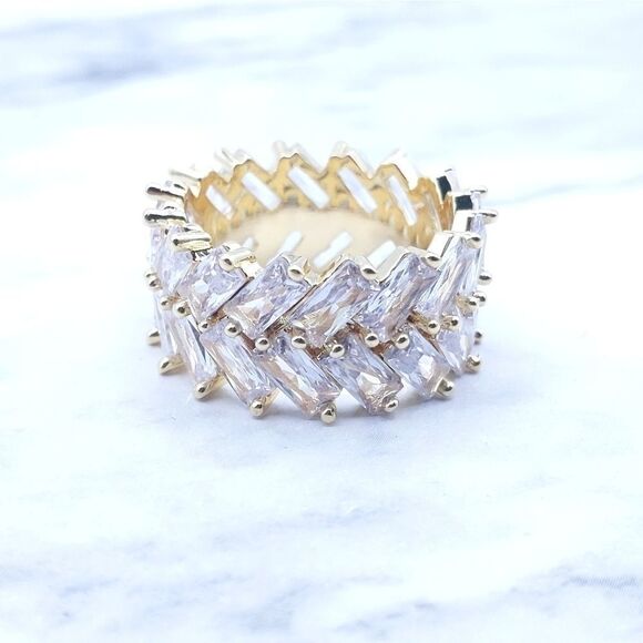 Size 10 Gold Finish Baguette CZ Ring - Picture 9 of 9